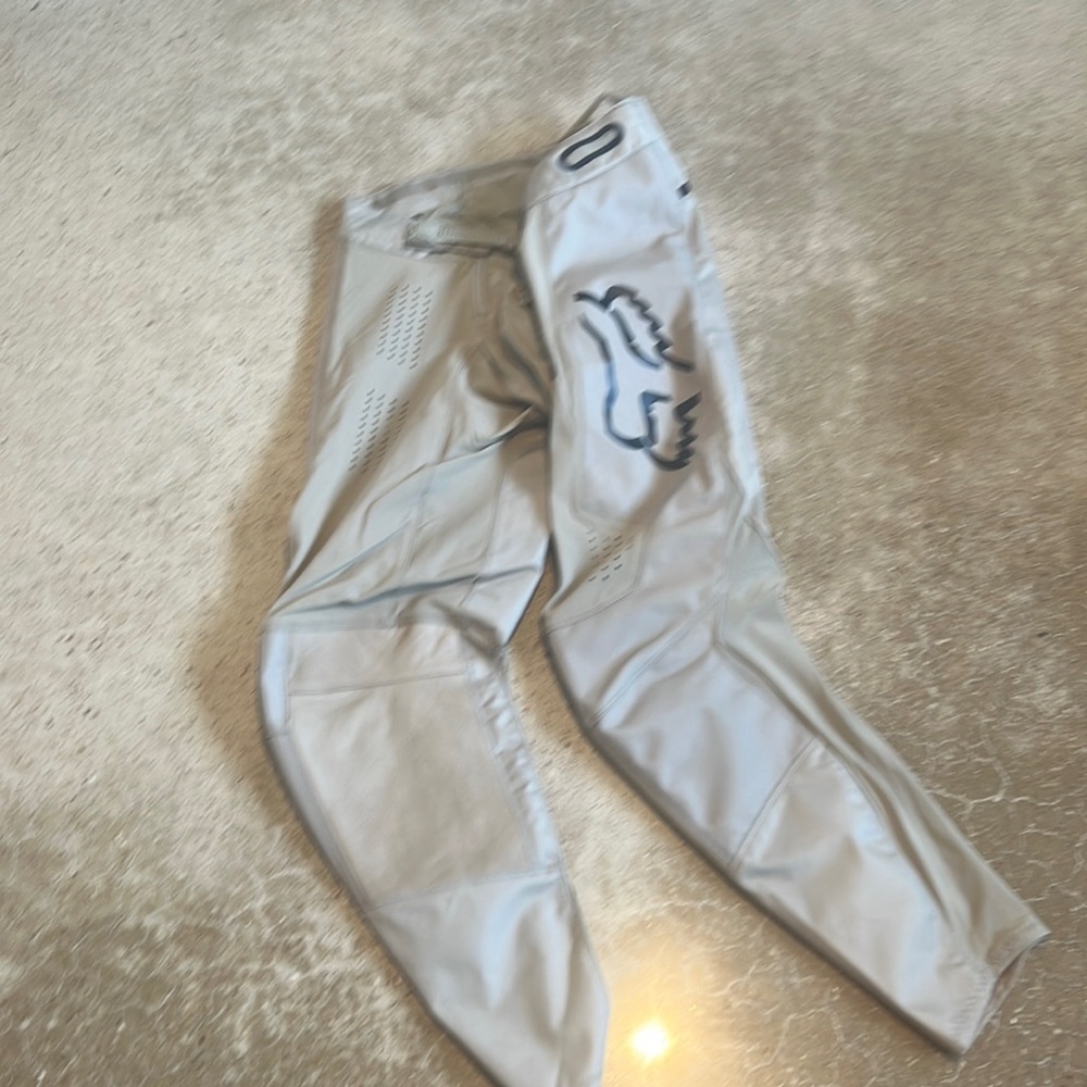 NWOT ventilated men’s motocross pants